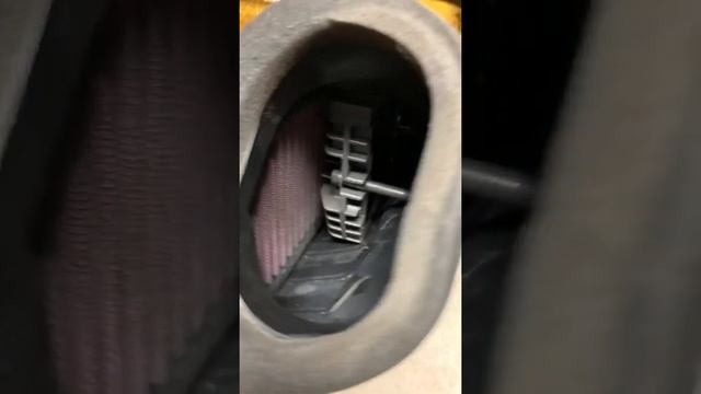 GSXR 600/750 Rectifier relocation in air box смотреть онлайн