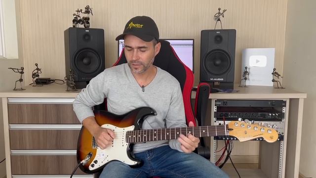Fender Powered by Roland - Multiplas possibilidades смотреть онлайн