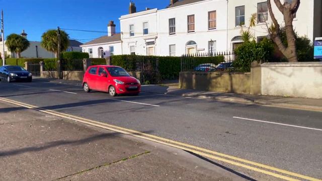 【4K HDR】Dublin, Ireland 2022 | Rich suburb of Dublin | 4K Walking from Dalkey to Dún Laoghaire смотреть онлайн