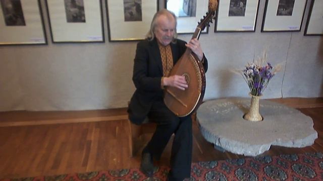 Народна пісня "Ой, Морозе, Морозенку" у виконанні народного артиста України Василя Нечепи смотреть онлайн