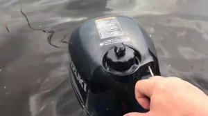 Как завести лодочный мотор Suzuki DF-2,5