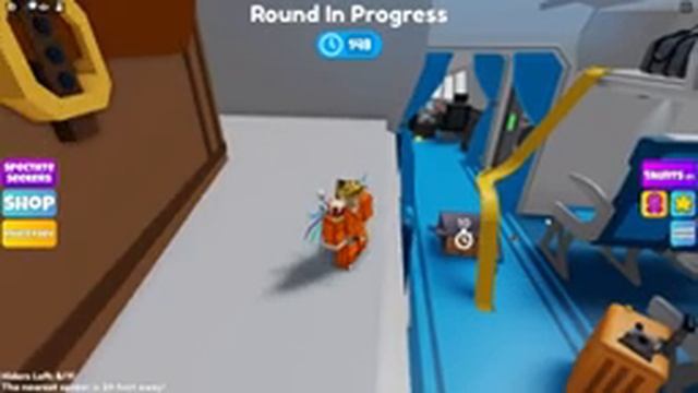 Очень крутые прятки-Roblox Mega Hide and Seek смотреть онлайн