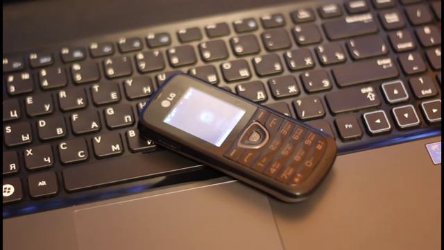 Зелёный слоник. На работу - чисти говно(на будильник)