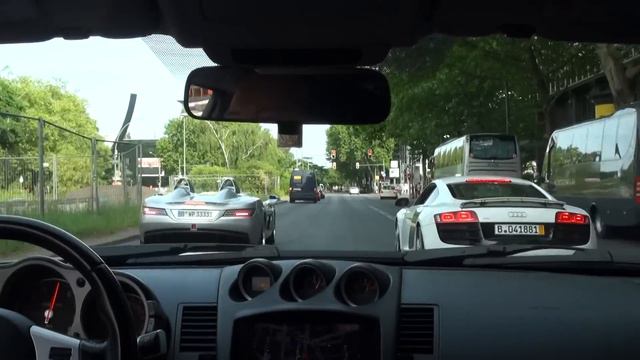 350z Mercedes Stirling Moss and R8 Accelerate смотреть онлайн