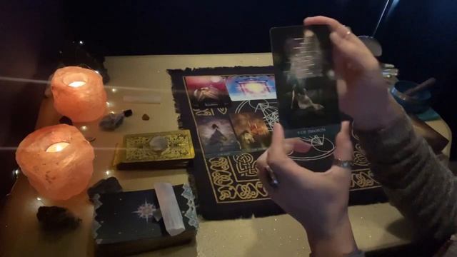 Daily Messages✨ SOUL NAME and INSIGHTS✨ Tarot Card Reading смотреть онлайн