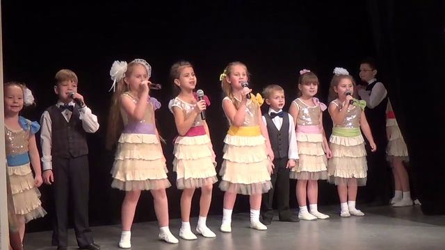 Горошинки Хлопайте в ладоши смотреть онлайн