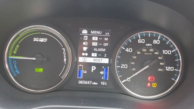 Mitsubishi Outlander PHEV TPMS Warning Light Reset смотреть онлайн