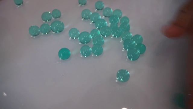 Шарики растущие в воде ОРБИЗ | How to grow Orbeez | KATYA TOYS TV смотреть онлайн