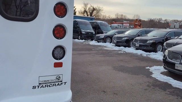 2024 Ford E450 Stock# D12745 смотреть онлайн
