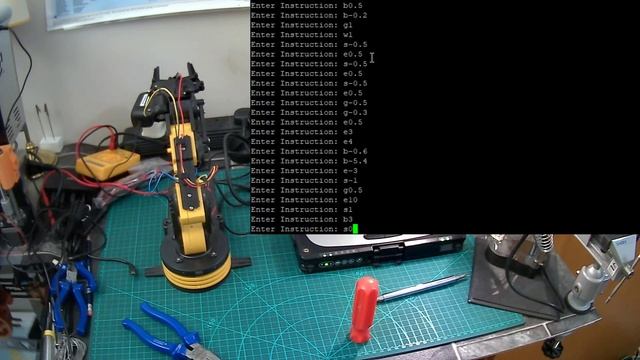 OWI Robotic Arm with USB Interface - Operating with Python on Linux смотреть онлайн