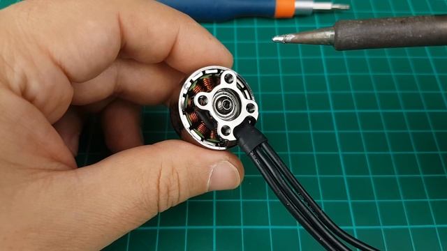 Flywoo NIN Motor & ESC INI 50A Pro - Review & Thrust Test (RCBM 1520) смотреть онлайн