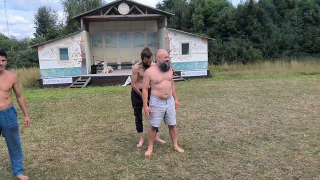 Молодецкие забавы на фестивале "Собери свою Матрёшку", Псков смотреть онлайн