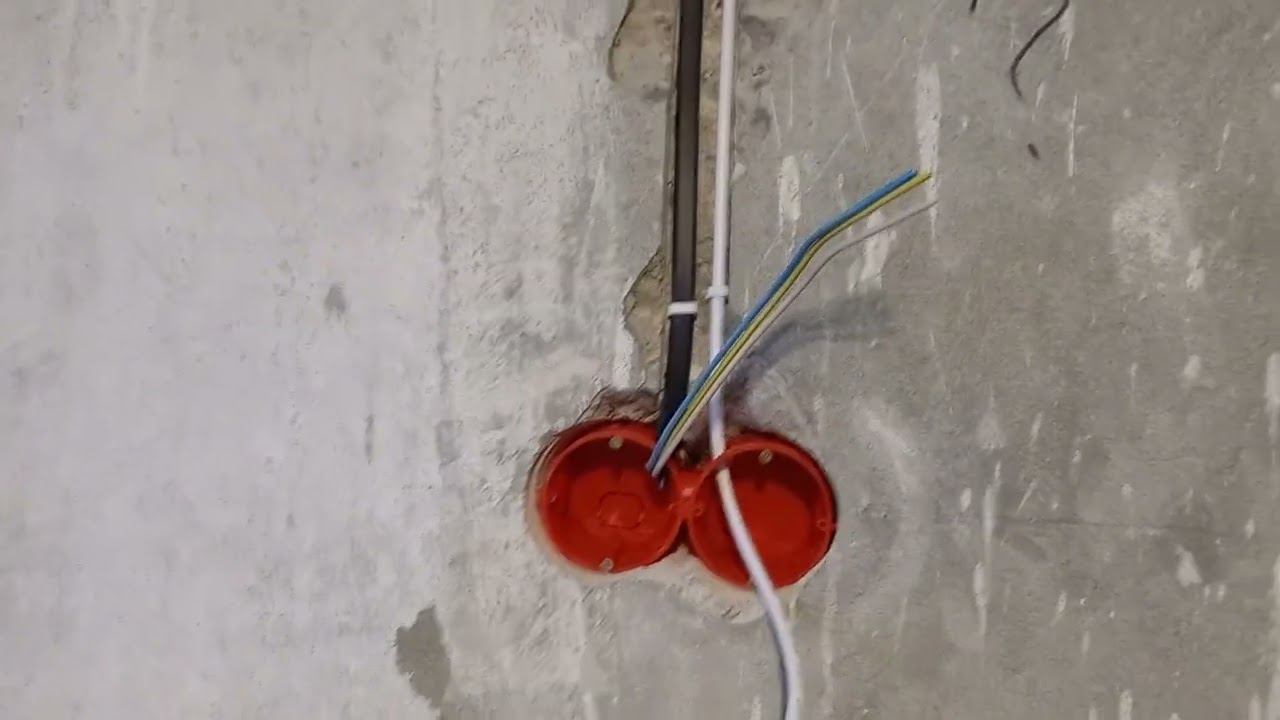 Электрик в Брянске. Частичная замена электропроводки в квартире. смотреть онлайн