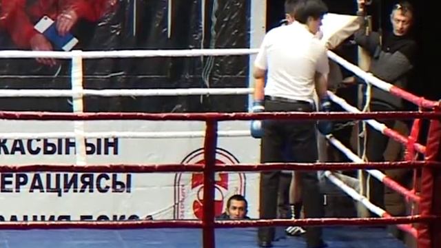 Спорт. Бокс. Чемпионат Кыргызстана-2015. Финал. Марат Абдыкалыков-Каныбек уулу Азамат. смотреть онлайн