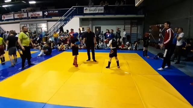 Пигульский Максим 2-бой по панкратиону раздел (MMA).тр.Аракелов.Г.Д. 27.04.2019.г.
г.Новая Каховка. смотреть онлайн