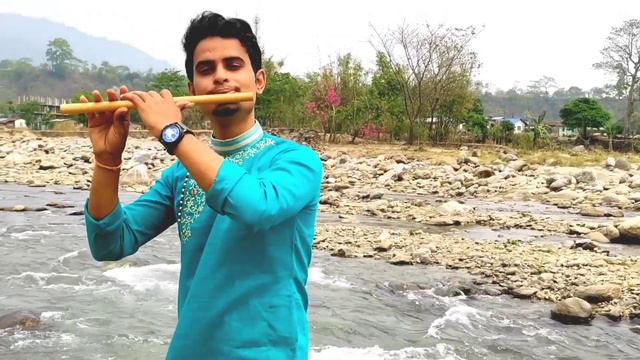Achyutam Keshavam /अच्युतम् केशवम्/Krishan Bhajan Flute/#ashishsharma/ flute cover/ смотреть онлайн