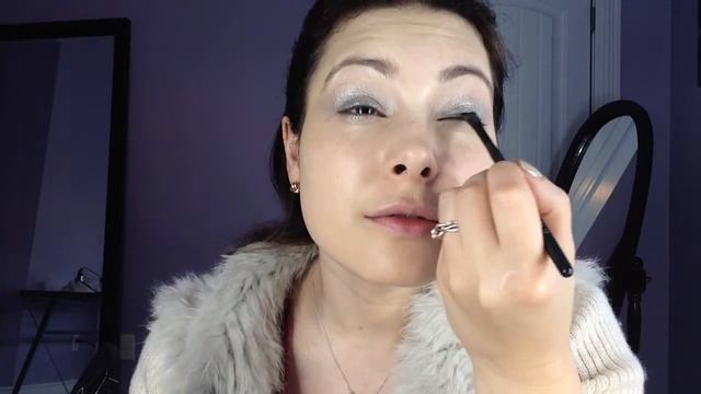 Всё от Шанель: собираемся вместе смотреть онлайн