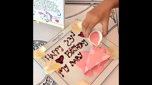 Forever Rose Cafe , Dubai #foreverrosecafe #travel #dubai #vlog смотреть онлайн