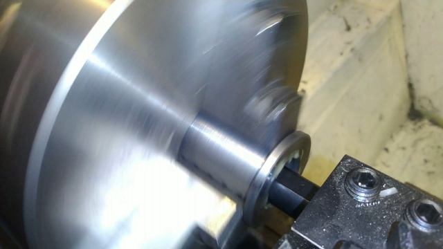 WM210V # 11.2 нарезание в гайке М18х4(Р2) двухзаходной резьбы