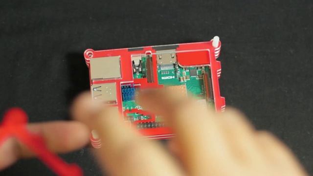 How to Install 3.5 Inch LCD on Raspberry Pi 3 B+ смотреть онлайн