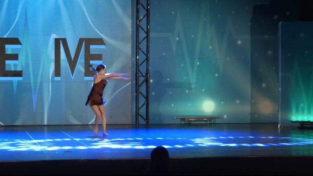 RED DUST / Junior Contemporary Solo / Ava Barrett / AVANTI Dance Company смотреть онлайн