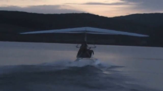 Неудачный первый взлет с воды смотреть онлайн