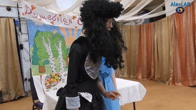 Театральный кружок Ноттингемской русской школы "Теремок", спектакль "Приключения Буратино". смотреть онлайн