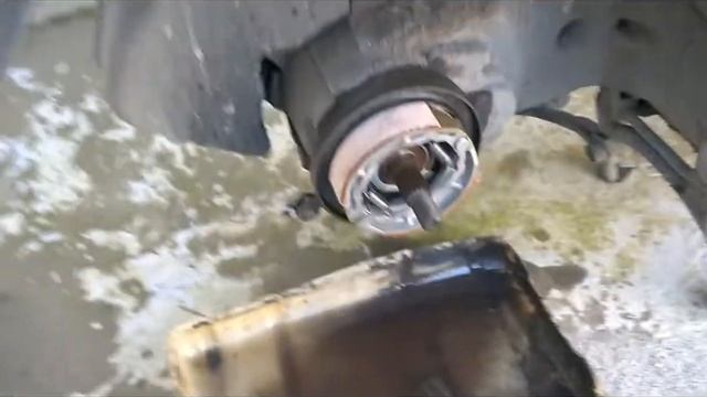 Замена передних и задних тормозных колодок на Suzuki Address 125 смотреть онлайн