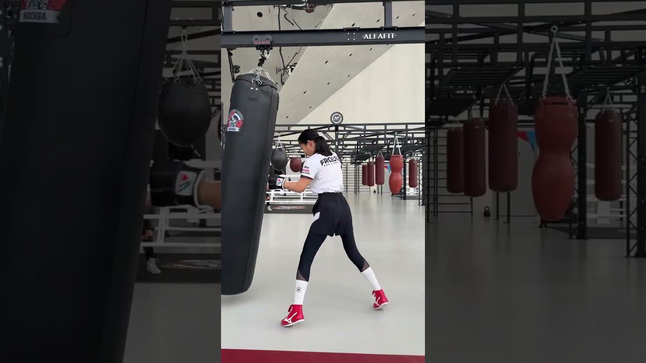 Взрывная работа на мешке. Ким Соня. Растим чемпионку вместе смотреть онлайн