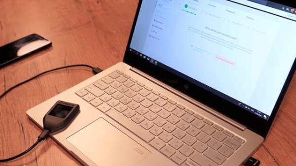 ОБЗОР КРИПТОКОШЕЛЬКА TREZOR MODEL T - НОВИНКА 2018!