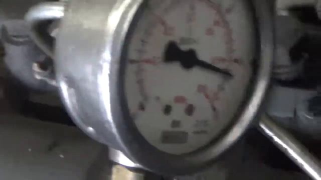 Проверка давления масла в двигателе ZB MZ-517422 смотреть онлайн