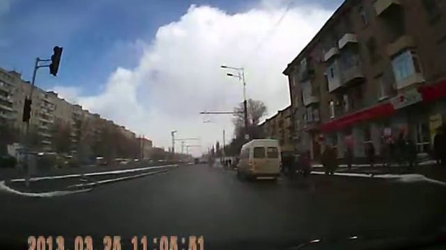 Неадекватный регулировщик. смотреть онлайн