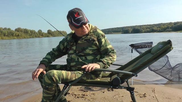 Фидерное (карповое) кресло Helios смотреть онлайн