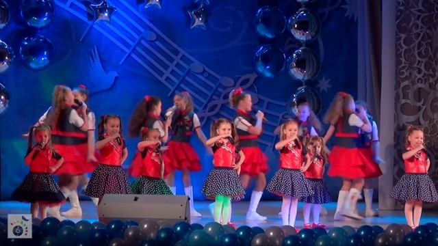 РАДОСТЬ и SUPER KIDS - Снежинка (2021) смотреть онлайн