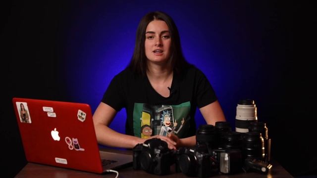 Какую ТЕХНИКУ купить начинающему фотографу в 2022 году? Сравнение камер и обзор объективов Canon. смотреть онлайн