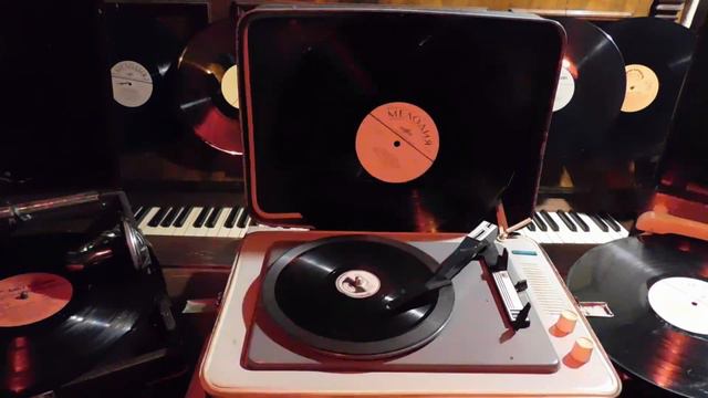Поет гармонь за Вологдой Шаталин 1951 USSR Киев ХимБыт 430 6,5" #78rpm #shellac #RecordsKing_2346 смотреть онлайн