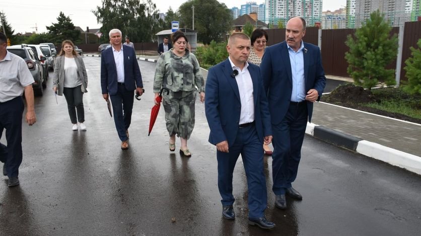 Председатель облсовета проверил ремонт дорог в Орловском муниципальном округе смотреть онлайн