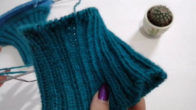 ПОВЯЗКА на голову, СВИТЕР для кошки и продвижения в ДЕТСКОМ СВИТЕРЕ смотреть онлайн