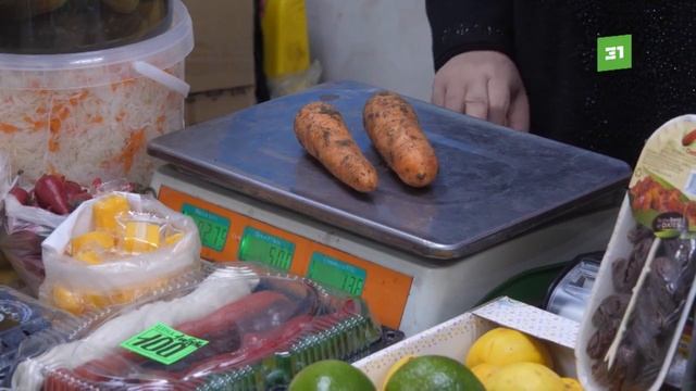 Покупатели жалуются на повышение цен после закрытия рынка в Кременкуле смотреть онлайн