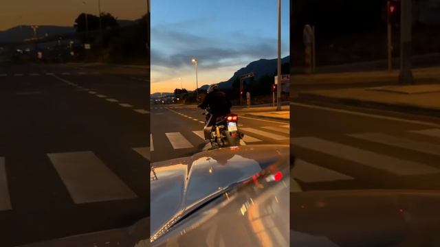 Yamaha XJR 1300 acceleration смотреть онлайн