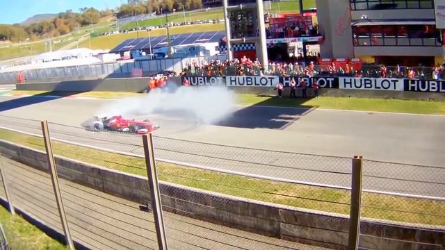 Finali Mondiali Ferrari @ Mugello - F1 donuts in slow motion (HD) смотреть онлайн