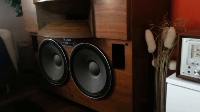 MARANTZ 2500, PIONEER SX-1980, EXCLUSIVE / TAD 2401, AUDIO LINEAR TD-4001 смотреть онлайн