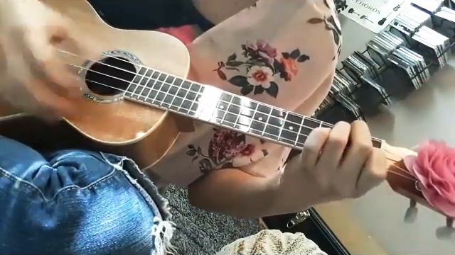 Stripped ukulele cover. New version. смотреть онлайн