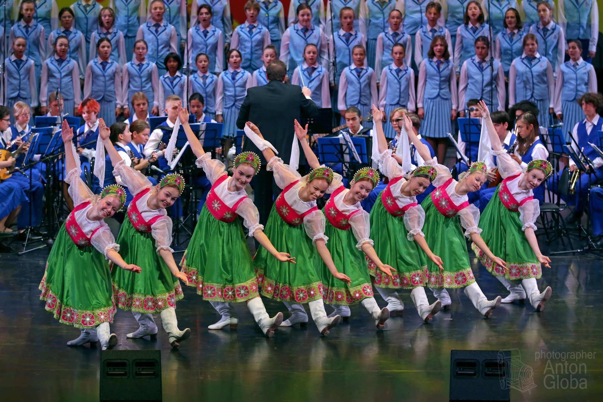 "Калинка", ансамбль Локтева. "Kalinka", Loktev Ensemble. смотреть онлайн