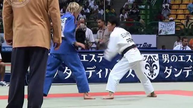 JUDO 2005 World Championships: Sun-Hui Kye 계 순희 (PRK) - Yvonne Bönisch (GER) смотреть онлайн