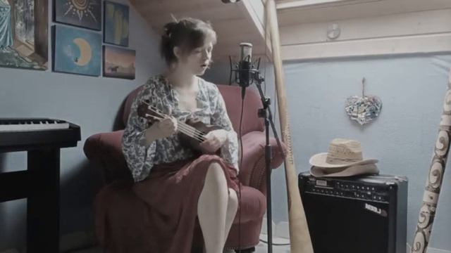 Me - Should've Known Better (Soluna Samay ESC Cover) смотреть онлайн