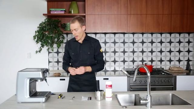 Columbus Coffee - How to Clean Your Espresso Coffee Machine смотреть онлайн