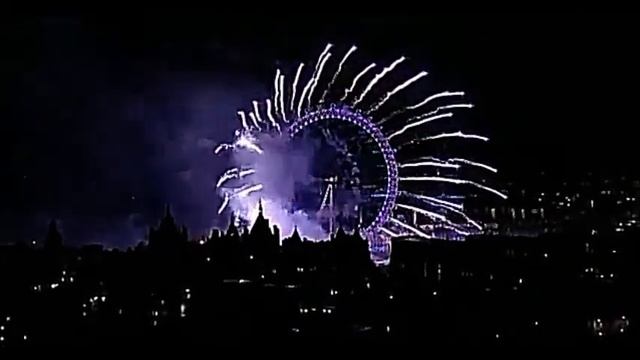 London fireworks New Years. Новый год в Лондоне. Фейерверк. смотреть онлайн