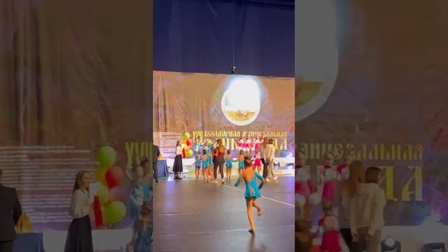 Соревнования по чир-спорту! школа чирлидеров "СОТЫ" смотреть онлайн