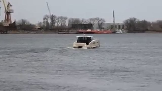 Алюминиевый моторный катамаран Аврора 33 смотреть онлайн